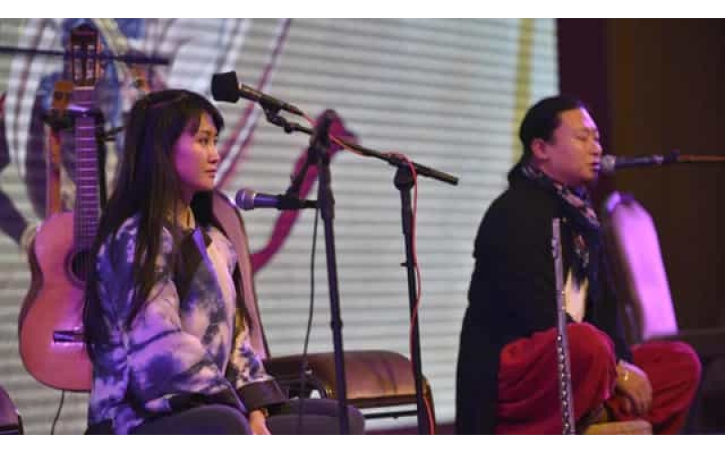 敦煌2021一路向西新年音樂(lè )會(huì )在敦煌山莊舉辦